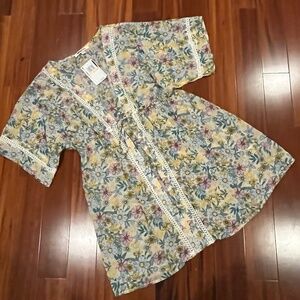 New NWT Miken Swim Floral Print Kimono Cover Up Short Sleeve Open Front Sz Small